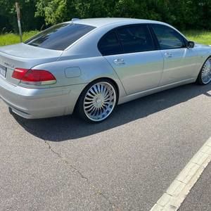 Meet your Posher, Bony